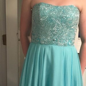 Sherri Hill prom dress